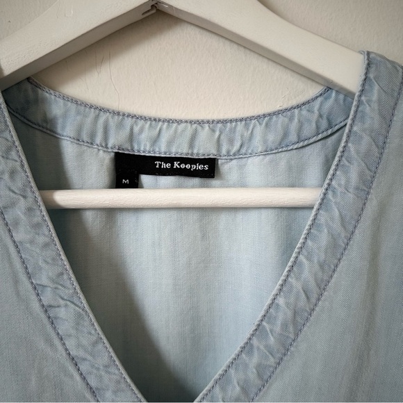 The Kooples V Neck Denim Sleeveless Shirt Top Size M - Picture 4 of 5